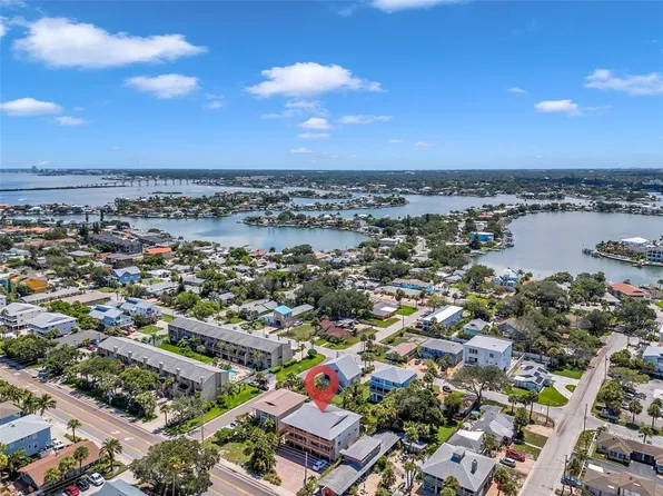 1809 Gulf Blvd APT C2, Indian Rocks Beach, FL 33785