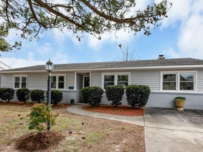 3749 Colonial Pkwy, Virginia Beach, VA, 23452