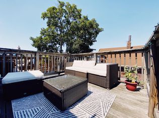 262 E St #3, Boston, MA 02127