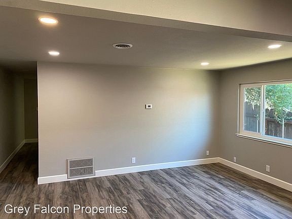 5th image of 5020 Venuto Way