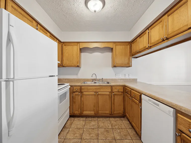 Patriot Point Apartment Homes — Photo 59