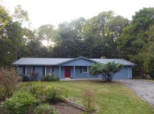 11711 N Austin Ave, Mequon, WI 53092