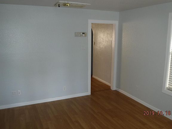 3rd image of 1712 N Washington Ave
