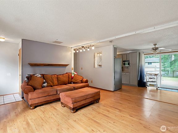 5th image of 13262 NW Holly Road