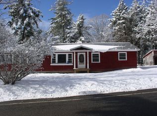 121 Champlain Ave, Westport, NY 12993