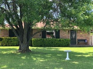 414 Palo Pinto St, Millsap, TX 76066