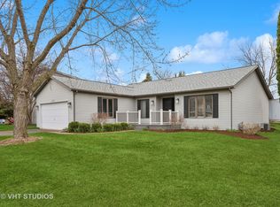 11724 Davey Dr, Huntley, IL 60142