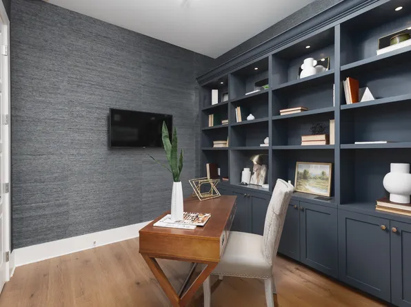 20 Rutledge St APT 505, Nashville, TN 37210