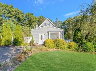 51 Wood Rd, Centereach, NY 11720