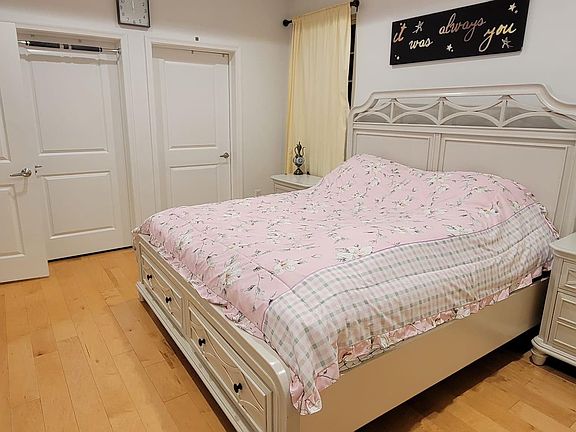 5th image of 541 Doral Ct #541
