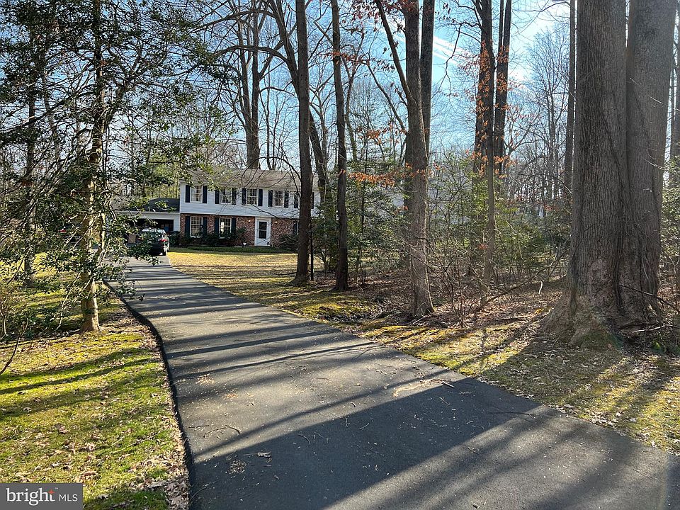 1st image of 12323 Folkstone Dr