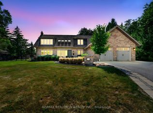 2 Aukland Ln, King, ON L7B 1C1