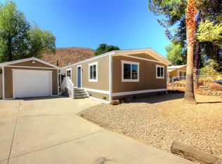 28201 Wells Fargo Dr, Lake Elsinore, CA 92532