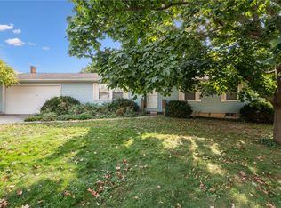 212 N Linn St, Mechanicsville, IA 52306