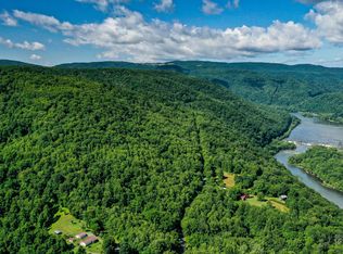 90 Brier Ridge Rd, Hinton, WV 25951