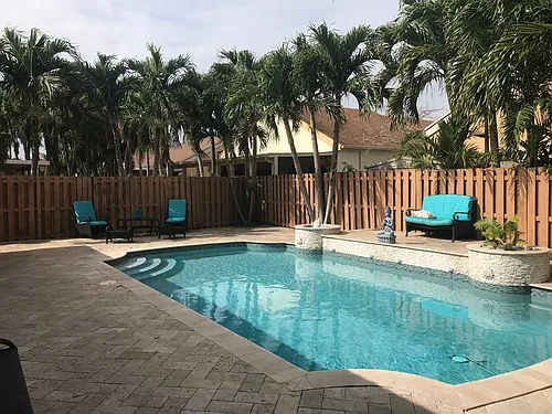 8041 NW 186th Ter Photo 1