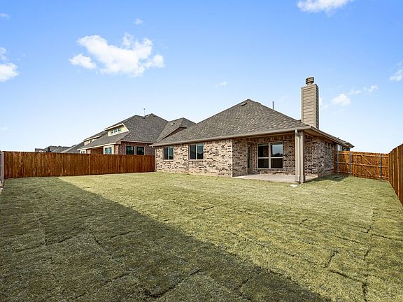 3rd image of 2813 Creekhollow Ct