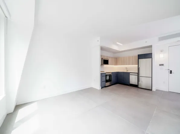 339 West 38th Street image 1 of 11