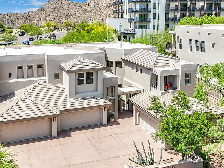 14850 E Grandview Dr — Photo 1