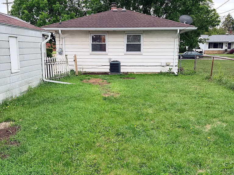 7391 Gronow Ave — Photo 6