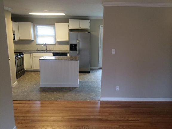 3rd image of 4509 Felty Dr