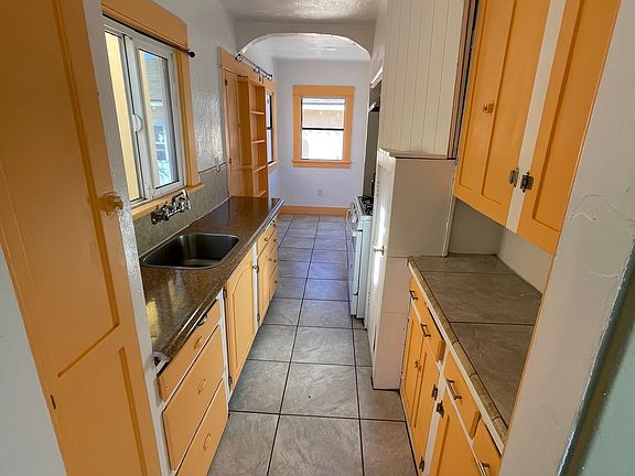 4th image of 317 N Miller St #317