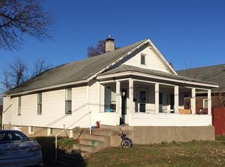 1810 Pleasant St, Hannibal, MO 63401