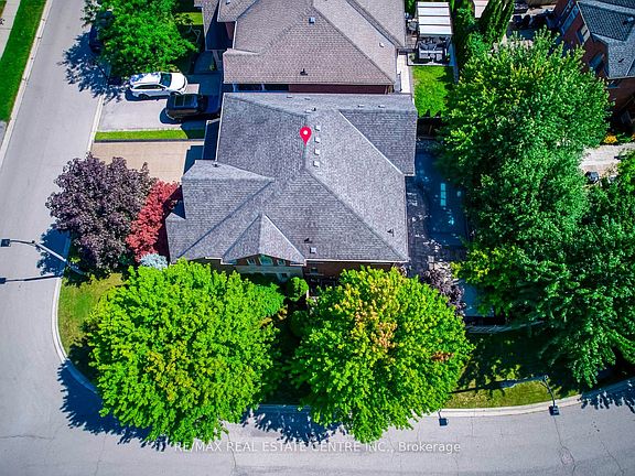 2nd image of 290 Duskywing Way