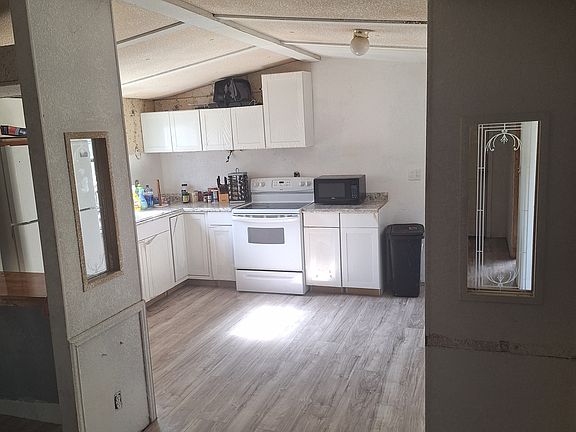 2nd image of 111 Pine Tree Dr