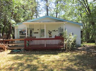 6080 Rogue River Dr, Eagle Point, OR 97524