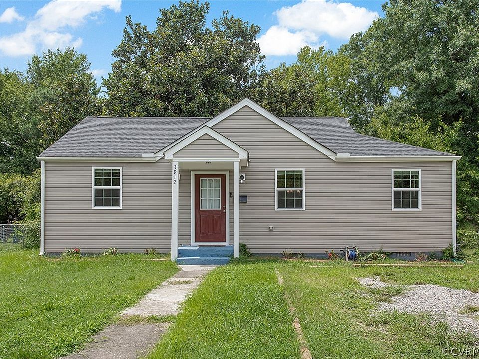 1st image of 3912 W Chatham Dr