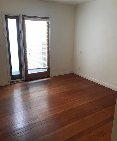 2351 Ocean Ave — Photo 7