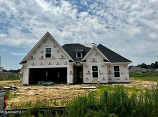 5695 Tucker Lndg, Horn Lake, MS 38637