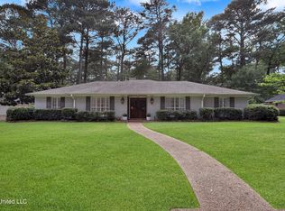 5487 Kaywood Dr, Jackson, MS 39211