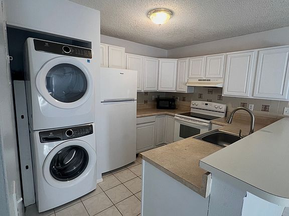 4th image of 1021 Abada Ct NE APT 104