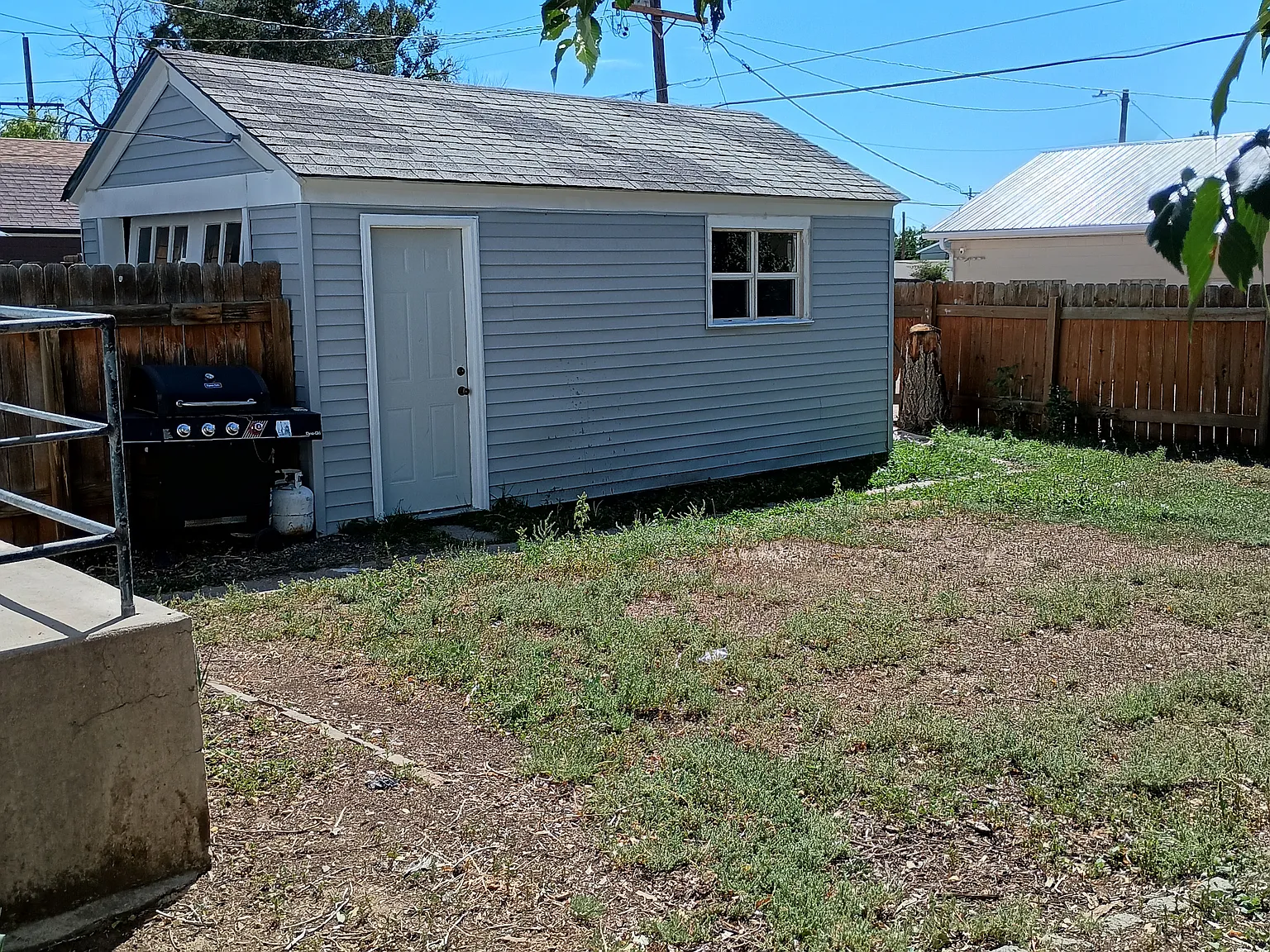 2 bed, 1400 sqft, $1,400 — Photo 1