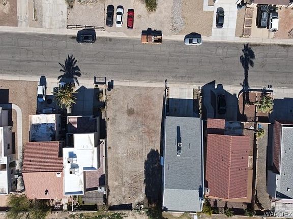 4th image of 2663 Country Club Drive