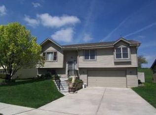 11980 S 219th Ave, Gretna, NE 68028