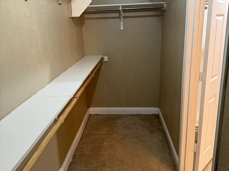 1113 Inland Ln — Photo 13
