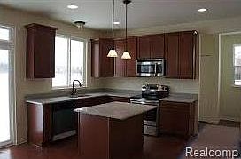 2nd image of 164 Center Blvd #1