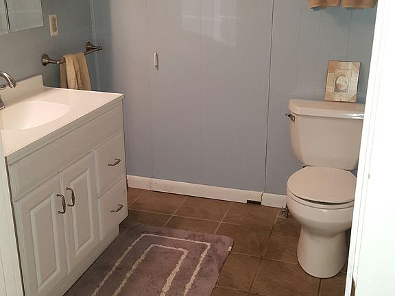 3rd image of 309 E Savory St