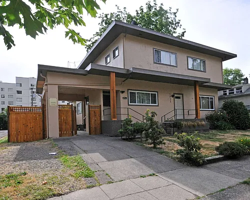 1021 Mill St #5 Photo 1