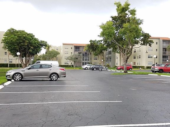 5th image of 1820 SW 81st Ave APT 3105