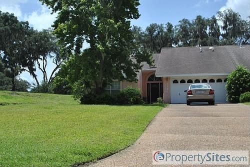 1st image of 1717 Country Club Dr