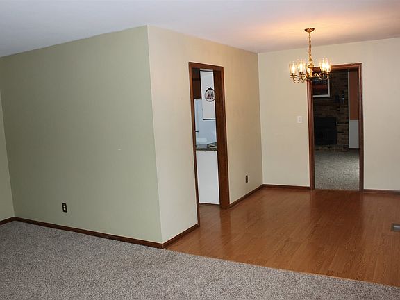 5th image of 4122 Pine Dr