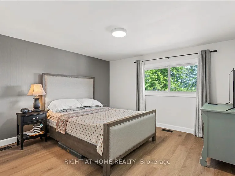 37 Patrick St — Photo 14