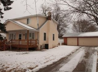 217 6th St NW, Osseo, MN 55369