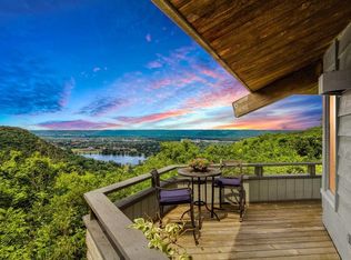 174 E Garvin Heights Rd, Winona, MN 55987