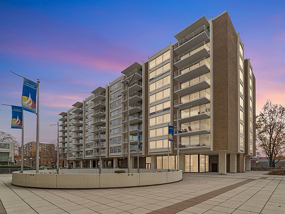 4th image of 1435 4th St SW