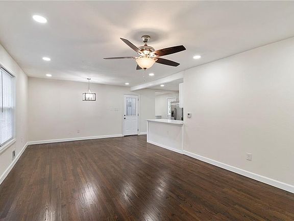 5th image of 6201 N Topping Ave